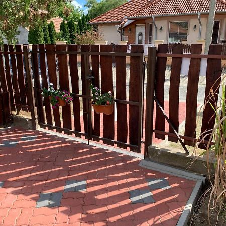 Mandi Apartman Veresegyház المظهر الخارجي الصورة